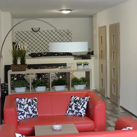 Doupe Apartment *